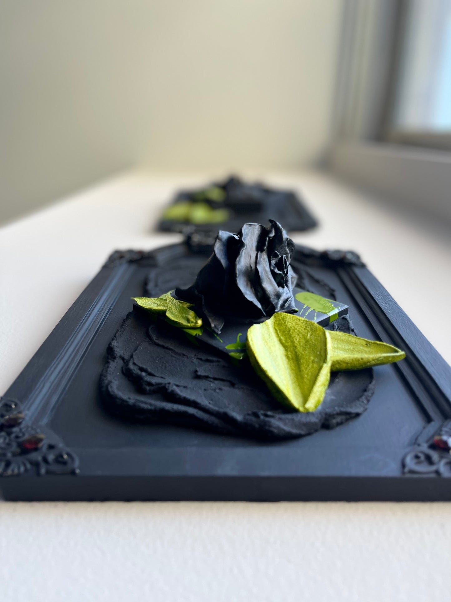 Ruby Alt Rose Black Sculpture Painting